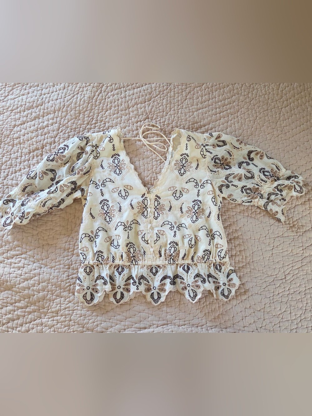 Anthropologie S Cream & Brown Floral Eyelet Blouse